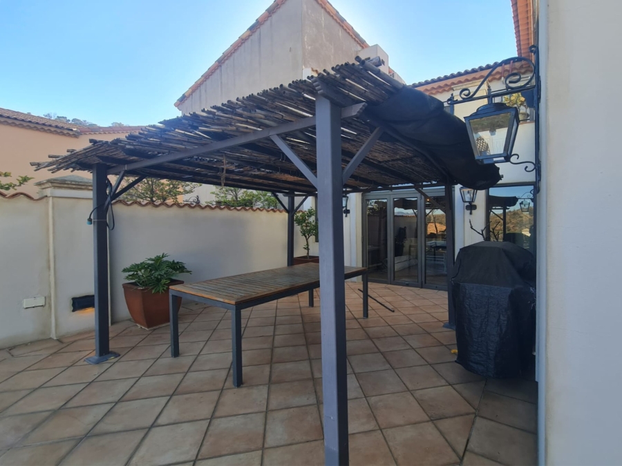 To Let 3 Bedroom Property for Rent in Estate D Afrique North West